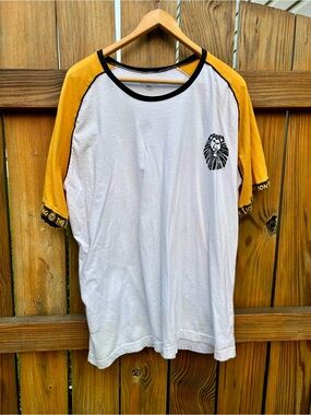 Disney The Lion King Shirt Mens XXL on Broadway Simba